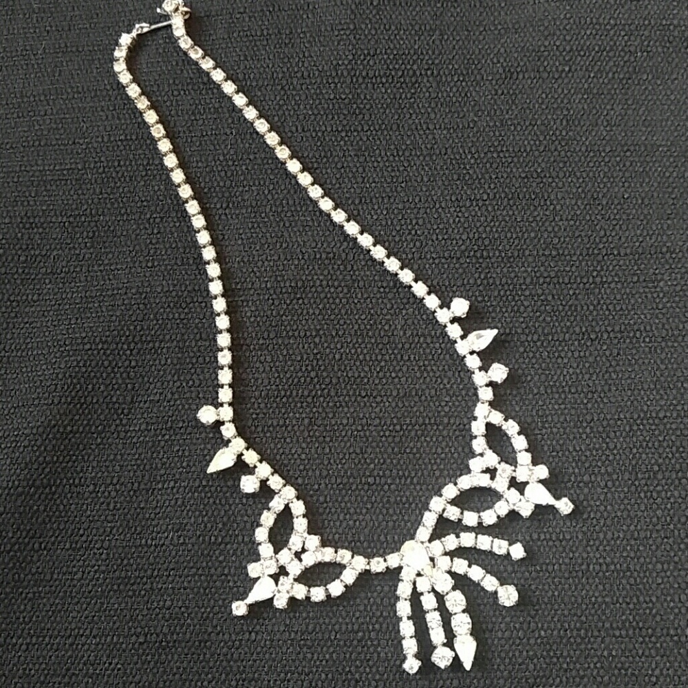 Vintage clear rhinestone choker